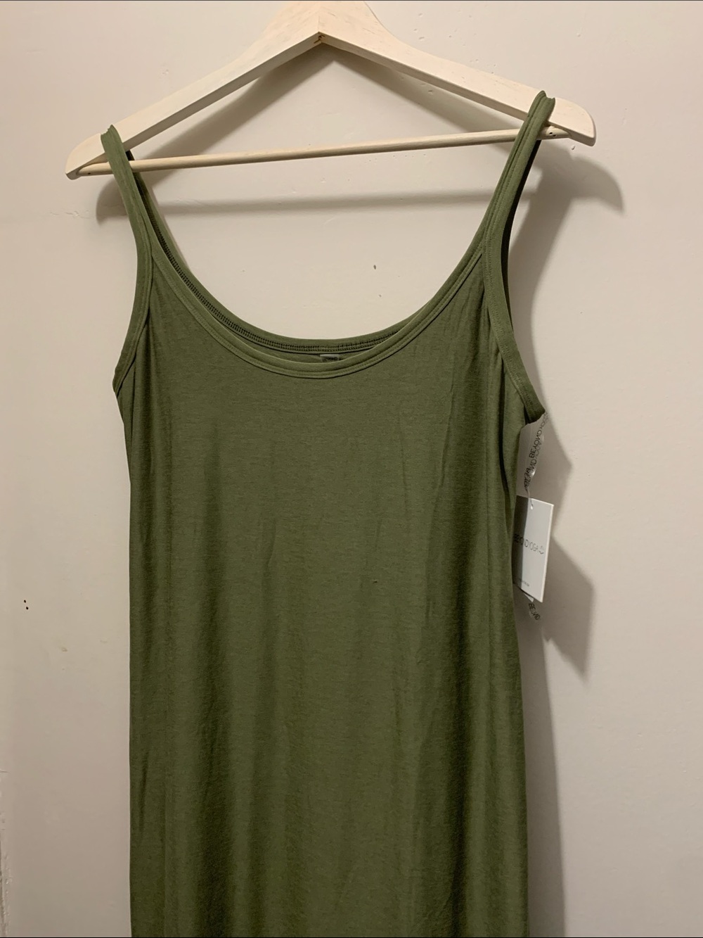 Beyond Yoga featherweight simplicity dress
Green
Size L
NWT